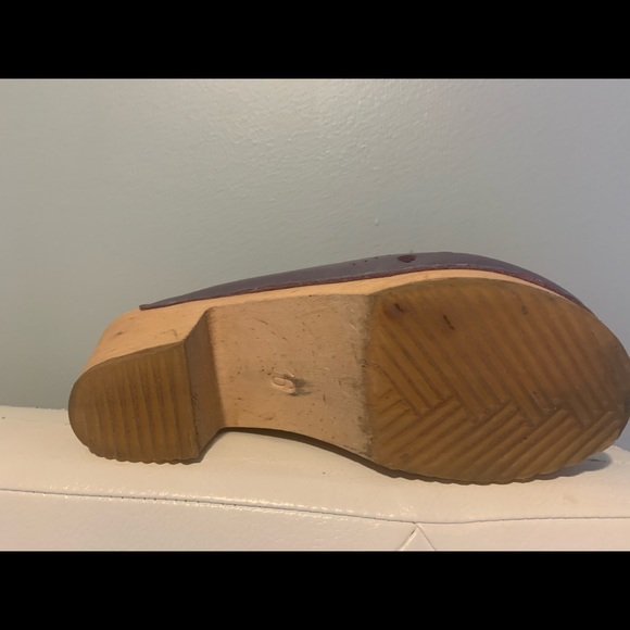Clogs - Picture 2 of 4